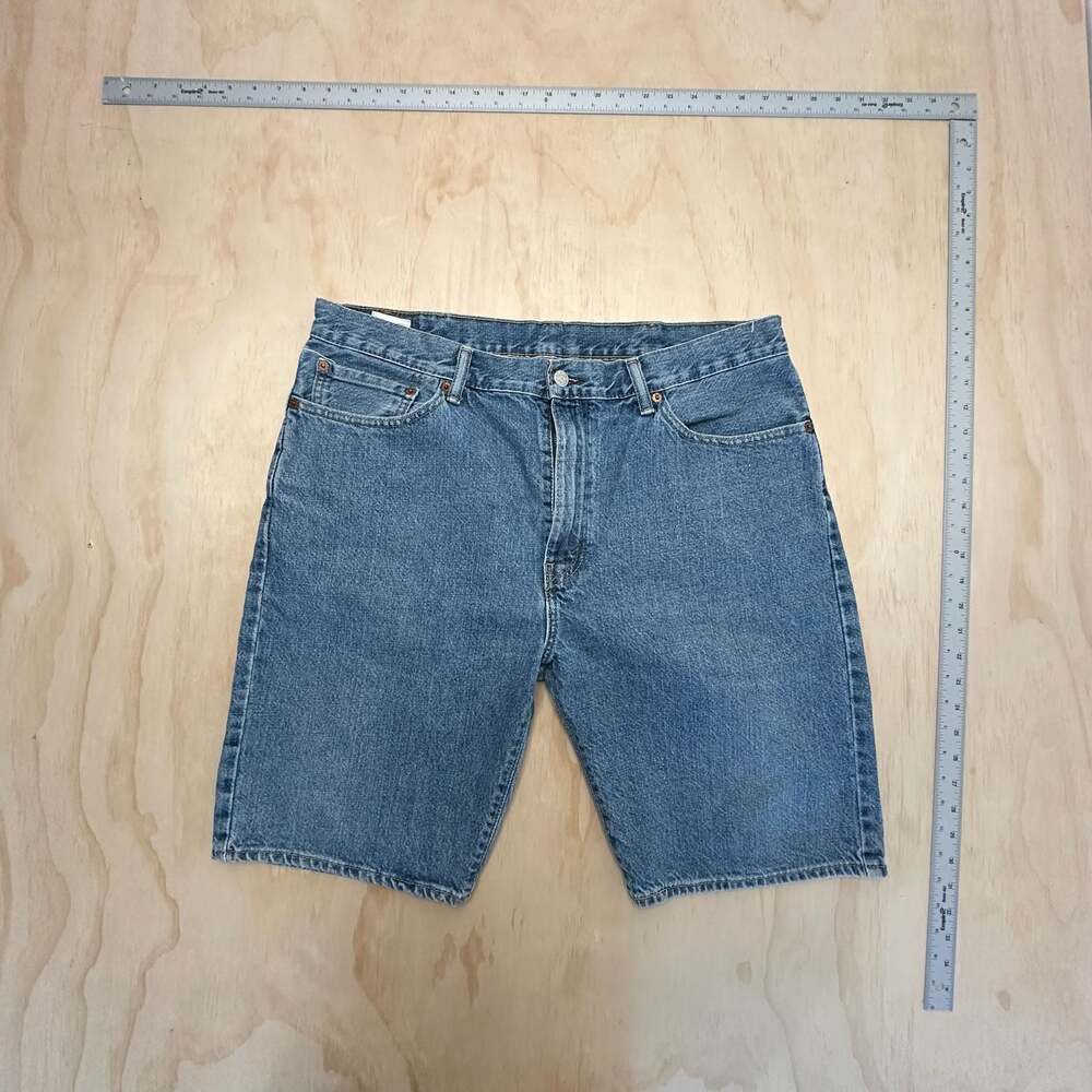 Levi's 34505 Blue Denim Straight Fit Jean Shorts Size 38